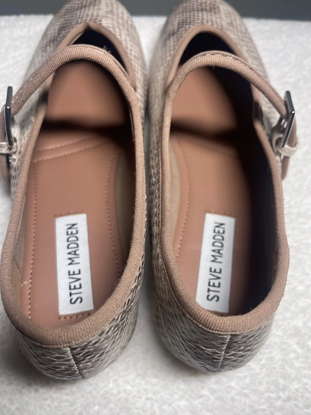 Steve Madden Judee Snake Mary Jane Flats 7.5